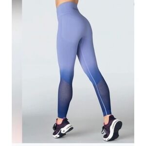 Shefit Women SZ 2Luxe US 18 Seamless  Periwinkle Ombre leggings yoga workout run